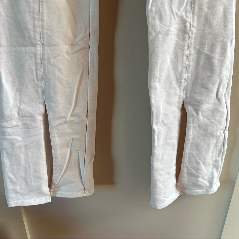 ALO Yoga White Flare Pants - Picture 2 of 8